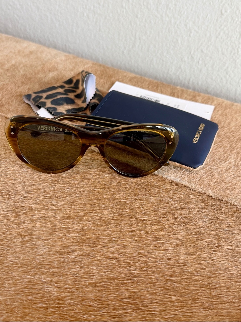 Veronica Beard Edie Cat-Eye Sunglasses-BNWT NEVER WORN